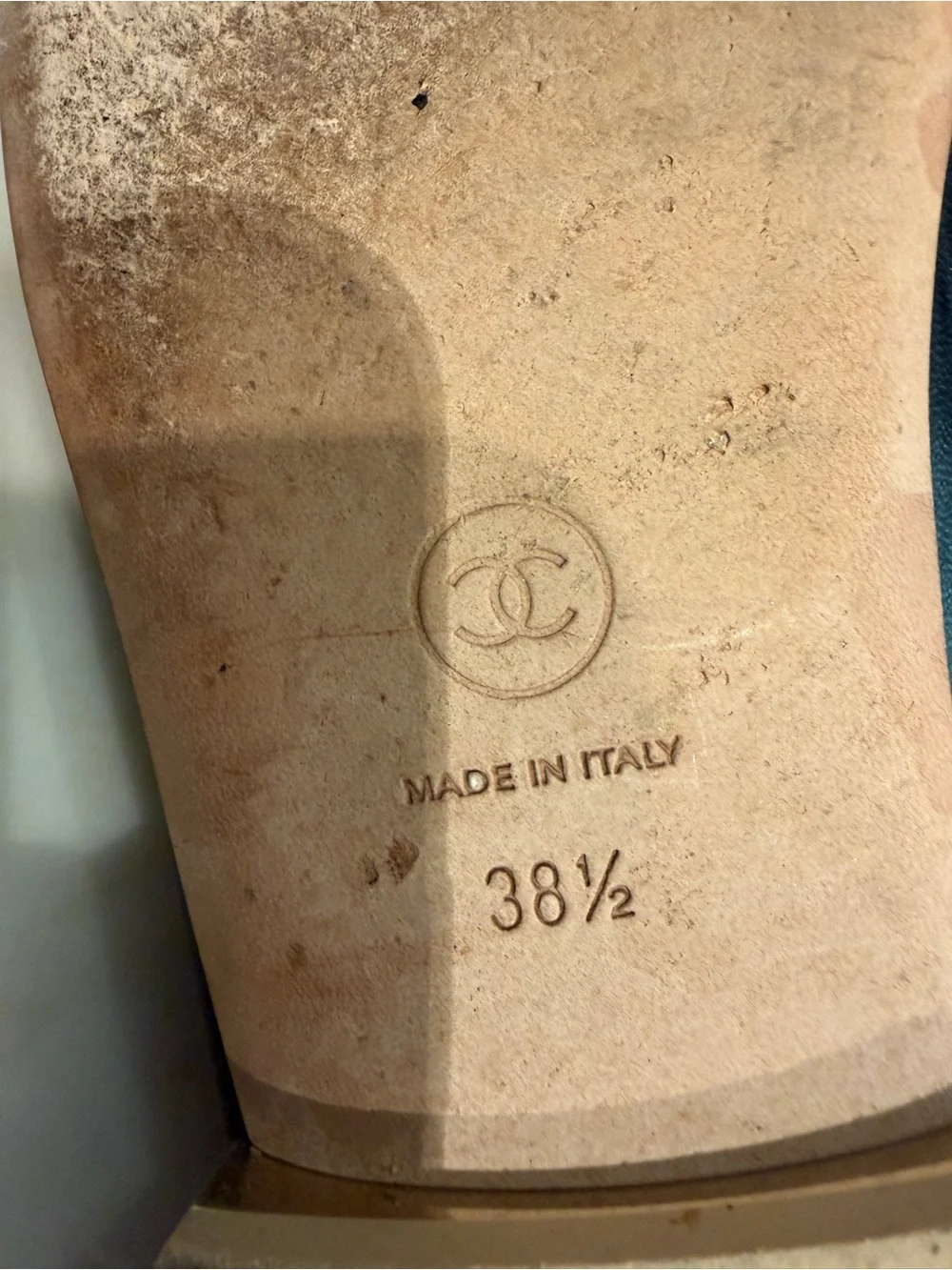 CHANEL 100% authentic